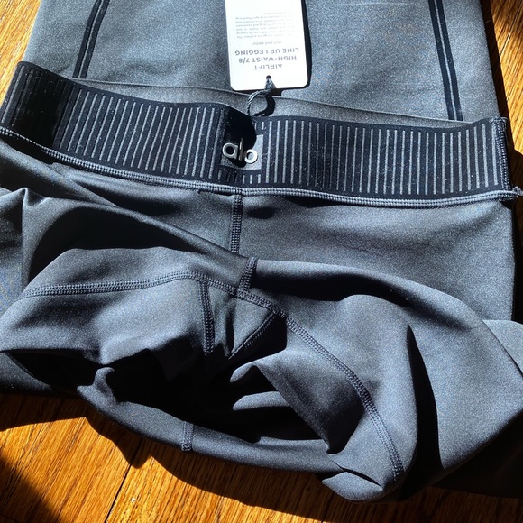 Alo Airlift 7/8 high waisted legging - Picture 7 of 8